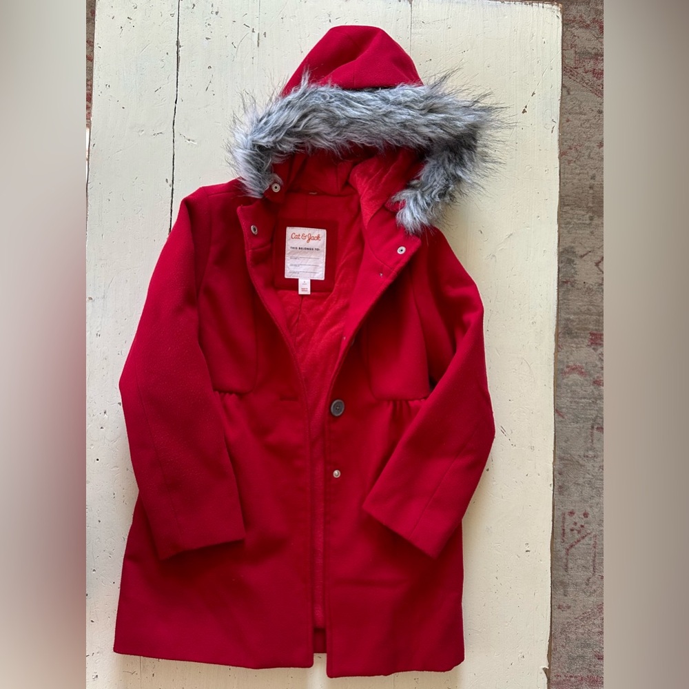 Cat & Jack red dress coat with fur trimmed hood in size small (6-7)